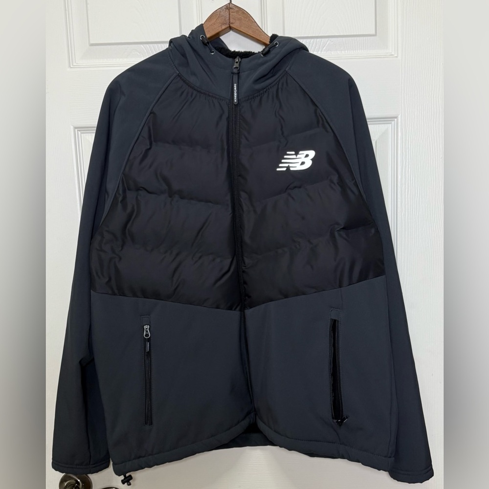 NWOT- New Balance Men's Dark Gray and Black Puffer Jacket
